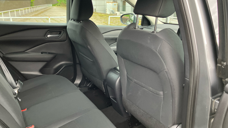 Nissan Qashqai 1.3 DiG-T MH Acenta Premium 5dr Petrol Hatchback